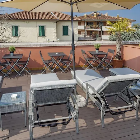 Residenza Alighieri فندق 2*