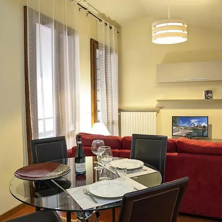 فندق Residenza Alighieri باردولينو
