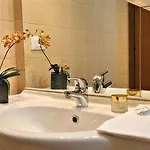 Residenza Alighieri Szálloda 2*