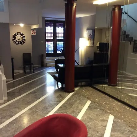 Otel Residenza Alighieri 2*