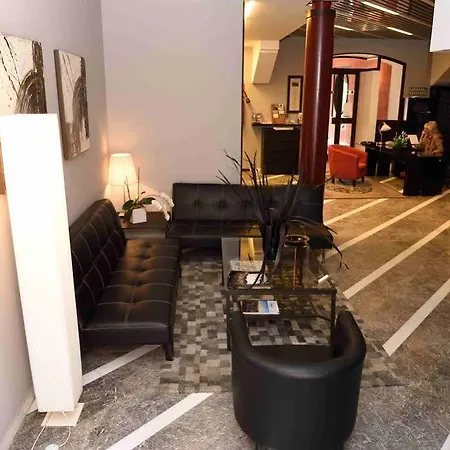 Otel Residenza Alighieri 2*