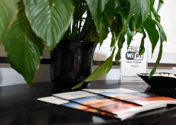 Hotell Residenza Alighieri 2*