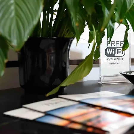 Residenza Alighieri ホテル