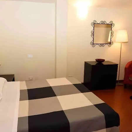 Residenza Alighieri 2* バルドリーノ