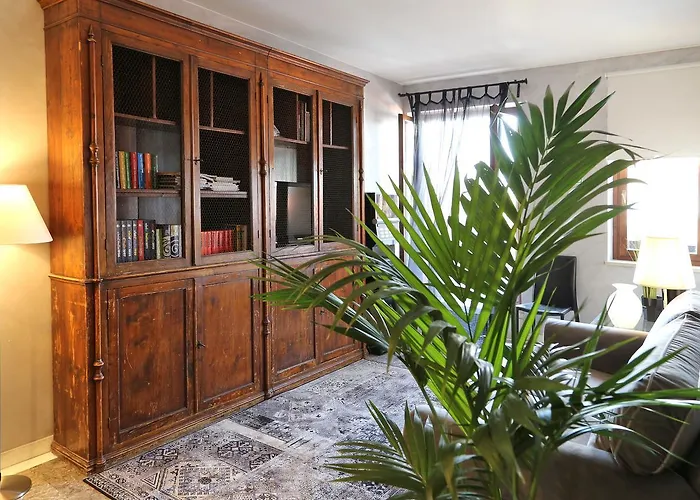 Residenza Alighieri 巴多利诺