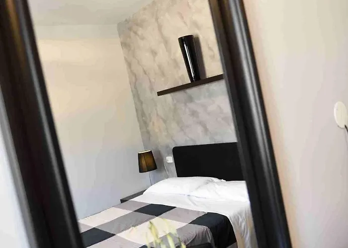Residenza Alighieri 巴多利诺